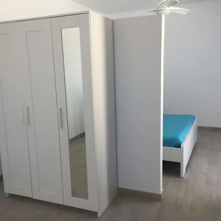 Roca Mar Tenerife Apartment *